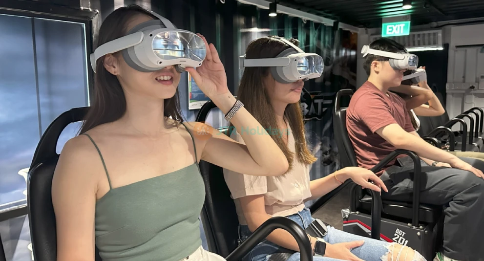 Experiencia de Realidad Virtual DinoVenture - Image 1 of 5