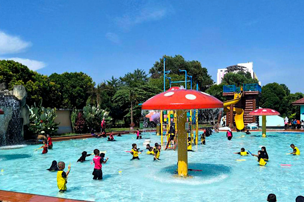 Melaka Crocodile Park - Image 6 of 7