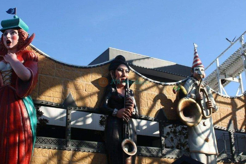 Luna Park Melbourne Tickets Offer | Family Fun, Thrill Rides & Scenic Railway - JTR Holidays - Image 6 of 9