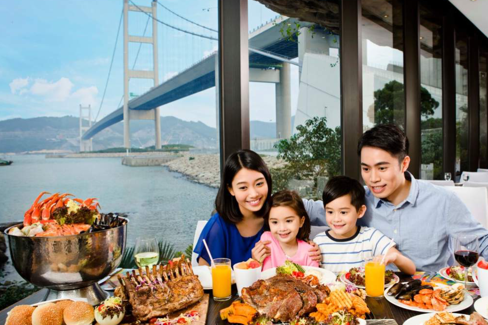 Noahs Arche Hongkong - Der Themenpark Noahs Arche Hongkong ist eine einzigartige Destination, die Spaß, Bildung und Abenteuer vereint. Im Themenpark Noahs Arche Hongkong können Sie die originalgetreue Nachbildung von Noahs Arche erkunden, interaktive Ausstellungen genießen und mehr über Umweltschutz erfahren. Der Themenpark Noahs Arche Hongkong bietet spannende Attraktionen wie den Arche Garten, Abenteuerland und e-Planet, ideal für Familien. Entdecken Sie heute endlosen Spaß und unvergessliche Erlebnisse im Themenpark Noahs Arche Hongkong! Noahs Arche Hongkong - Bild 5 von 5