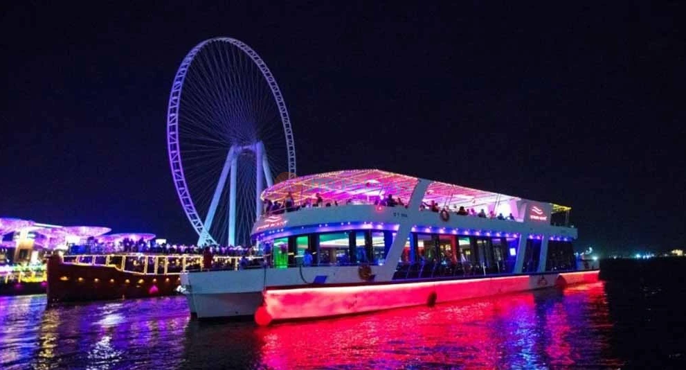 Dubai Marina Dinner Cruise with Live Music - Luxury Boat Cruise Offer - JTR Holidays - Image 1 of 5