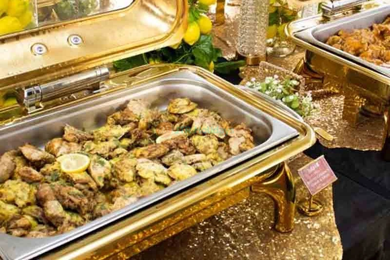 Dubai Marina Dinner Cruise with Live Music - Luxury Boat Cruise Offer - JTR Holidays - Image 6 of 9