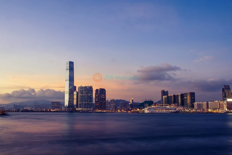 Big Bus Hong Kong Hop-on Hop-off Bus Tour - Explore Hong Kong's Top Attractions - JTR Holidays - Image 7 of 10