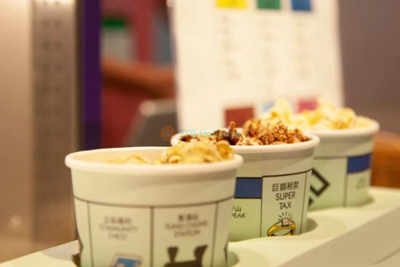 Monopoly Dreams Hong Kong - Image 7 of 7