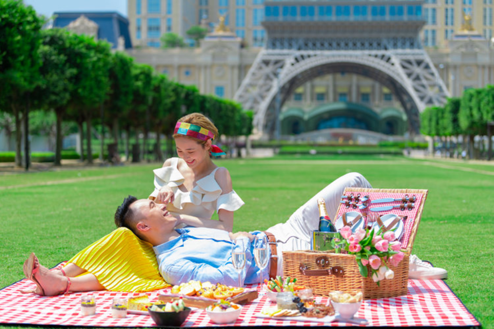 Tour Eiffel du Parisien Macao - Image 3 of 7