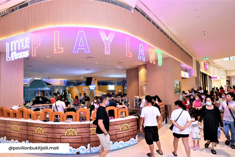 Aire de jeux des Petits Pirates - Image 1 of 6