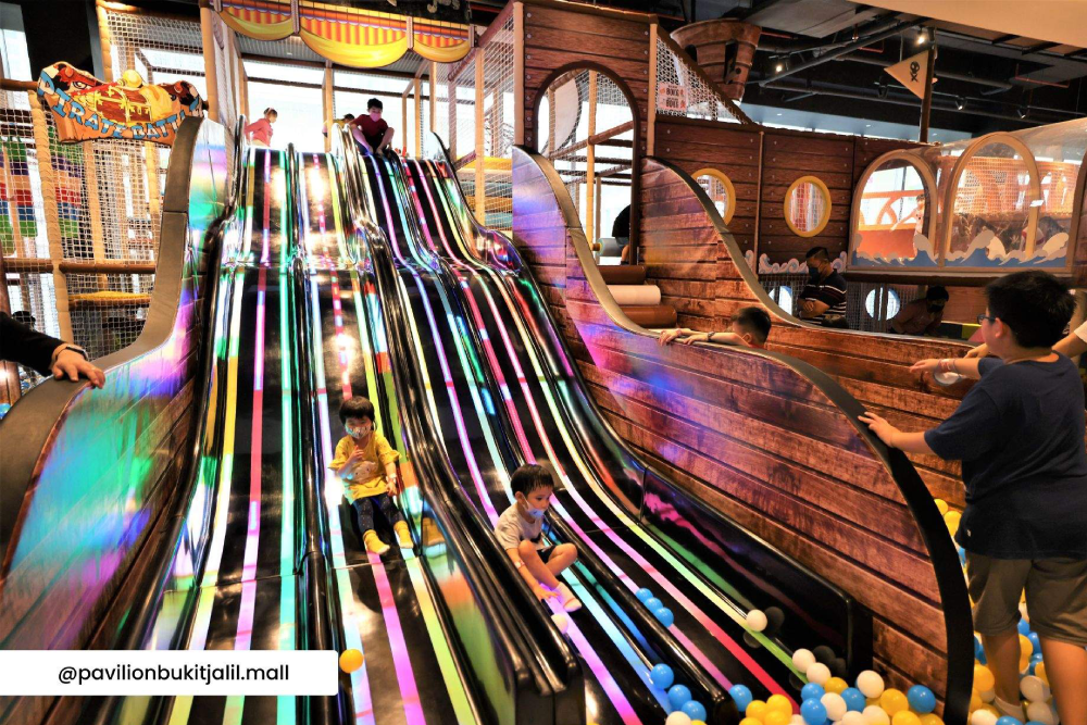 Aire de jeux des Petits Pirates - Image 4 of 6