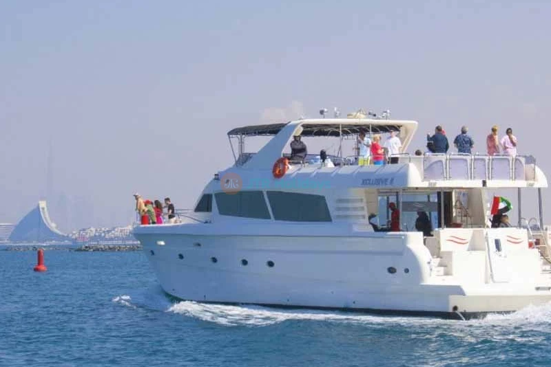 Dubai Marina Yacht Tour with Breakfast or BBQ - Image 11 of 13