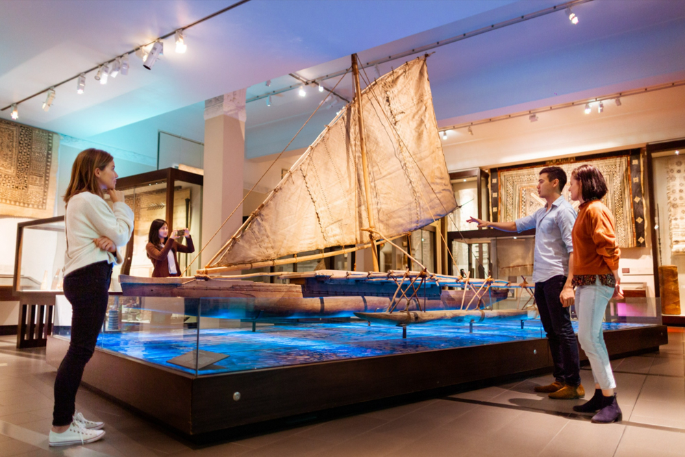 Musée commémoratif de la guerre d'Auckland - Découvrez le Musée commémoratif de la guerre d'Auckland, un trésor culturel en Nouvelle-Zélande présentant le patrimoine māori, l'histoire naturelle et des expositions militaires. Situé dans le magnifique Domaine d'Auckland, le musée propose des expositions interactives et des expériences captivantes pour tous les âges. Explorez l'histoire et la culture riches de la Nouvelle-Zélande dans cette destination emblématique. Musée commémoratif de la guerre d'Auckland - Image 5 sur 5