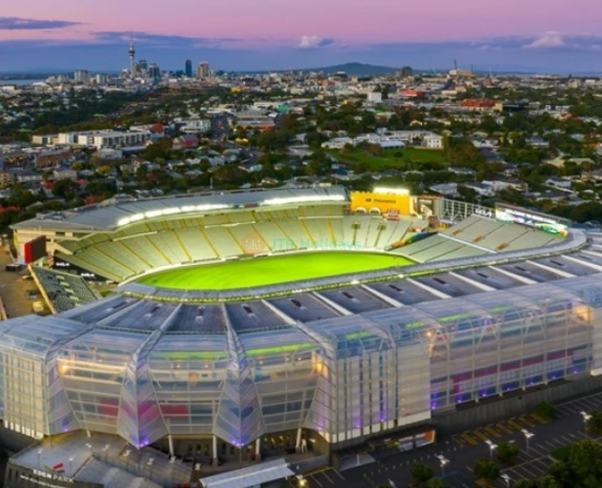 Sky Sport Rooftop Walk - Stunning Views at Eden Park, Auckland - JTR Holidays - Image 5 of 5