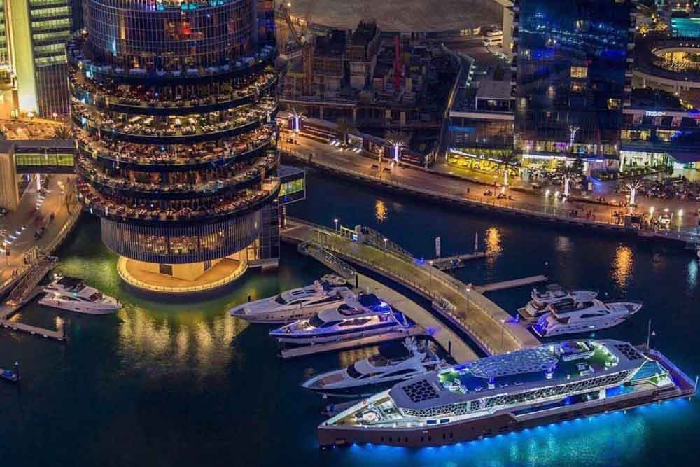 Dubai Marina Mega Yacht Dinner Cruise - Image 10 of 14