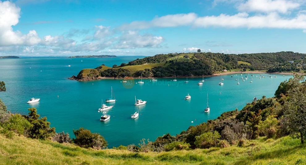 Auckland to Waiheke Island Ferry Ticket - Image 1 of 5