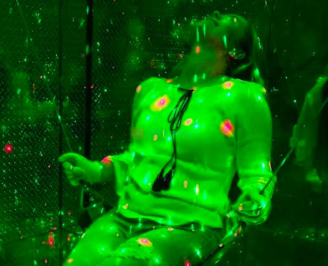 Odyssey Sensory Maze Auckland - Immersive Adventure Experience - JTR Holidays - Image 5 of 5