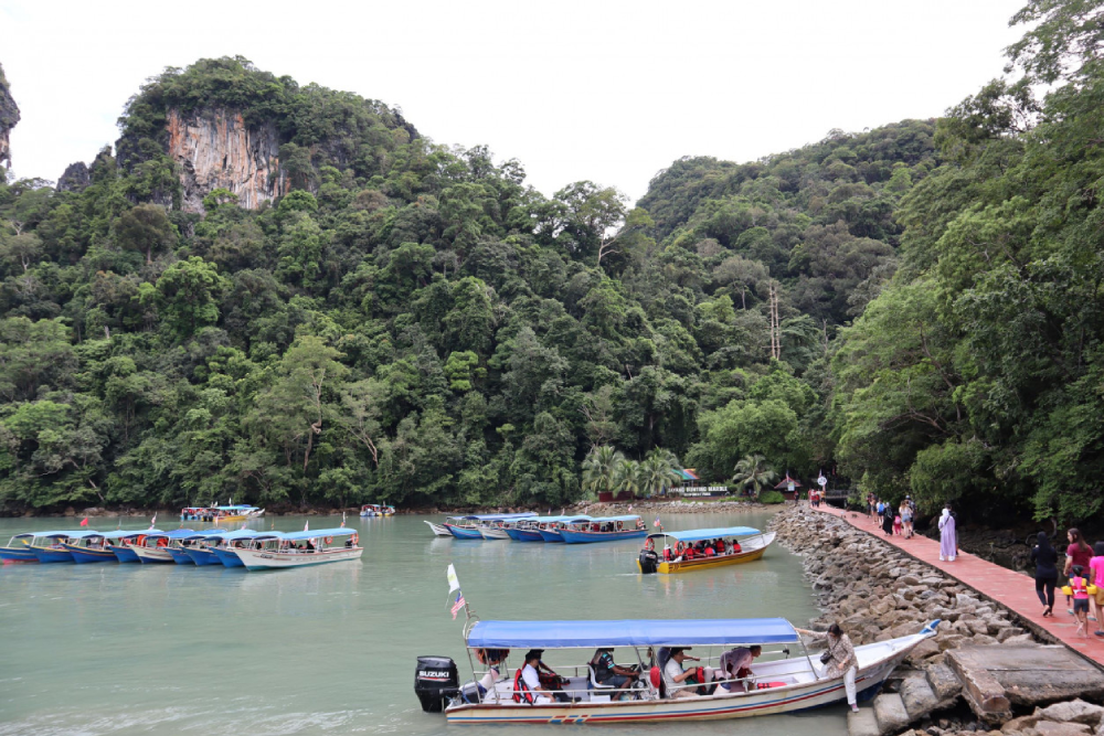Langkawi Island Hopping Tour by Speedboat - Image 7 of 8