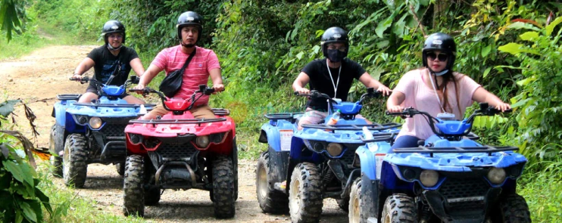 Parc Aventure et Xtreme de Langkawi - Vivez l'excitation au Parc Aventure et Xtreme de Langkawi, qui propose plus de 12 activités palpitantes comme des balades en quad, du karting, du tir à l'arc et bien plus. Explorez les superbes sentiers naturels du parc et profitez de la beauté naturelle du Parc Aventure et Xtreme de Langkawi. Que vous recherchiez l'aventure ou la détente, le Parc Aventure et Xtreme de Langkawi a quelque chose pour tout le monde. Préparez-vous à des moments de plaisir et d'émotion au Parc Aventure et Xtreme de Langkawi dès aujourd'hui ! Parc Aventure et Xtreme de Langkawi - Image 3 sur 5