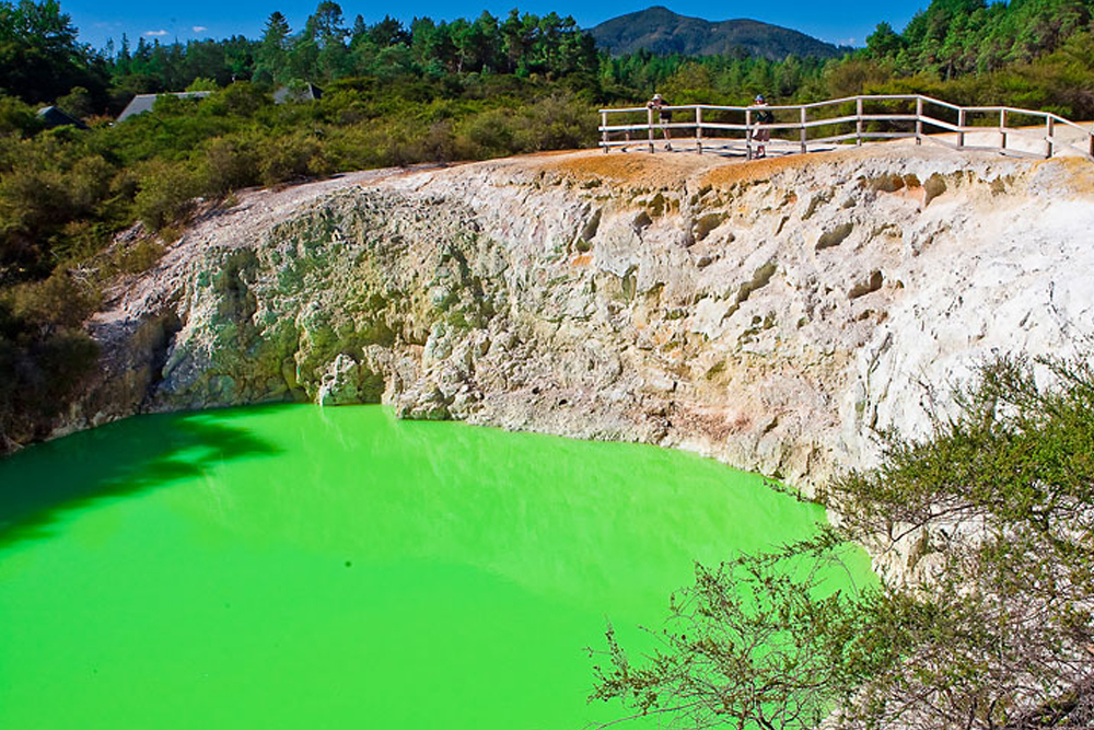 Waiotapu Thermal Wonderland - Experience the stunning Wai-O-Tapu Thermal Wonderland, one of New Zealand's largest geothermal areas. Explore the unique mud pools, vibrant hot springs, and the famous Lady Knox Geyser. Witness dramatic eruptions and colorful geothermal features in this natural wonder. A must-visit destination for nature lovers and adventure seekers alike. Waiotapu Thermal Wonderland - Image 1 of 5