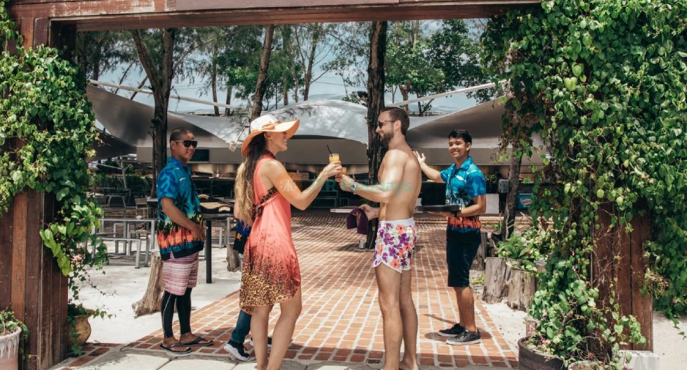 Paradise 101 Island Ticket - Image 1 of 5