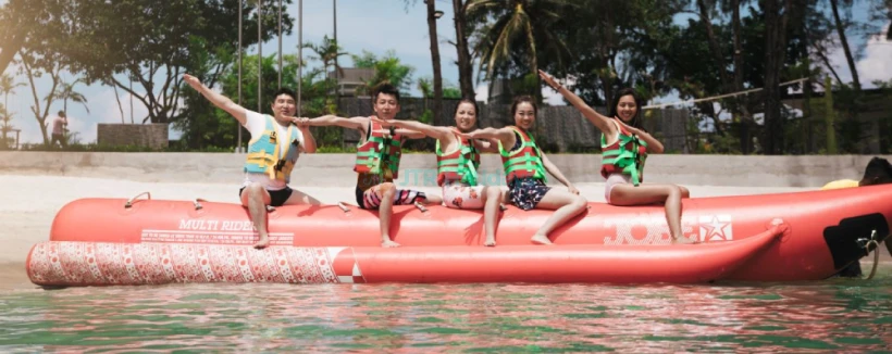 Paradise 101 Island Ticket - Escape to Paradise 101 Island, a private island in Langkawi offering pristine beaches, clear waters, and exciting activities. At Paradise 101 Island, enjoy thrilling water sports like jet skiing, parasailing, and kayaking, or relax at the lively Aquapark. Savor delicious meals at the beachside bar and restaurant on Paradise 101 Island with stunning ocean views. Whether you seek adventure or relaxation, Paradise 101 Island is the perfect getaway in Langkawi. Experience the beauty and excitement of Paradise 101 Island today. Paradise 101 Island Ticket - Image 4 of 5