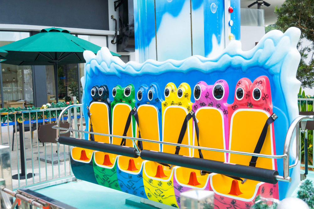 FunPark Gamuda Jardins de Luge - Découvrez un amusement sans fin au FunPark Gamuda Jardins de Luge, la destination ultime pour des attractions palpitantes et des aventures en famille. Vivez l'excitation de la piste de luge, le terrain de jeu animé et les attractions ravissantes du FunPark Gamuda Jardins de Luge. Parfait pour tous les âges, FunPark Gamuda Jardins de Luge offre une journée remplie de rires et de souvenirs inoubliables. Ne manquez pas votre chance d'explorer tout ce que FunPark Gamuda Jardins de Luge a à offrir. Planifiez votre visite au FunPark Gamuda Jardins de Luge dès aujourd'hui ! FunPark Gamuda Jardins de Luge - Image 1 sur 5