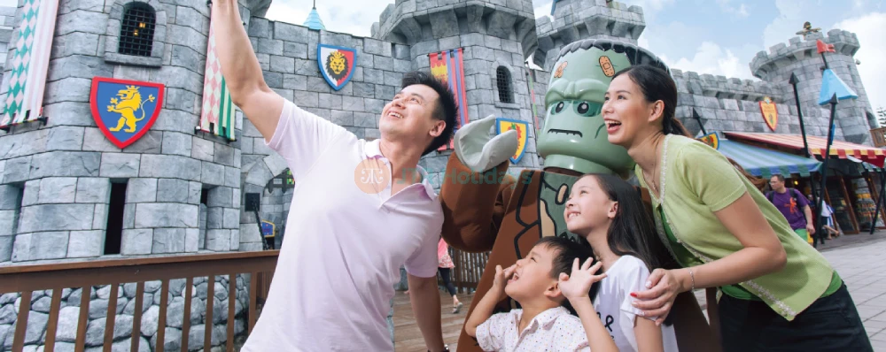 LEGOLAND Malaysia - Theme Park, Water Park & SEA LIFE Adventure - JTR Holidays - Image 4 of 5