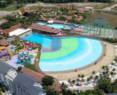 Adventure Waterpark Desaru Coast - Dive into excitement at Adventure Waterpark Desaru Coast, a perfect destination for family fun. Explore over 20 rides, slides, and attractions, including the thrilling Kraken’s Revenge and one of the largest wave pools in the world. Adventure Waterpark Desaru Coast also features a high-energy surf simulator and 25 acres of splashing fun for all ages. Whether you’re looking for thrills or relaxation, Adventure Waterpark Desaru Coast offers an unforgettable experience for everyone. Visit Adventure Waterpark Desaru Coast and make amazing memories today! Adventure Waterpark Desaru Coast - Image 5 of 5