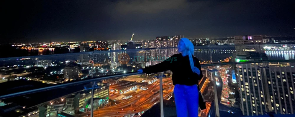 Skyscape Johor Bahru - Sky Bridge, VR Fun & Stunning Views - JTR Holidays - Image 3 of 5