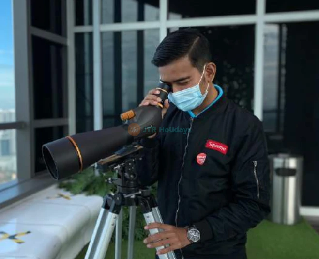 Skyscape Johor Bahru - Sky Bridge, VR Fun & Stunning Views - JTR Holidays - Image 5 of 5