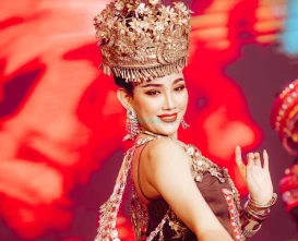 Mirinn Cabaret Show Bangkok - Dazzling Performances & Thai Martial Arts - JTR Holidays