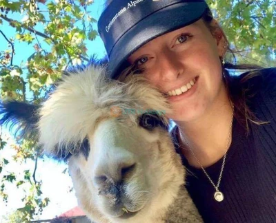 Cornerstone Alpaca Farm Ticket - Visit Cornerstone Alpaca Farm for a delightful and educational experience. Get up close to adorable alpacas, hand-feed them, and cuddle their fluffy babies in the paddocks. Learn about alpaca wool and its unique uses while exploring the farm. Capture unforgettable moments and make memories with these gentle animals. Cornerstone Alpaca Farm Ticket - Image 5 of 5