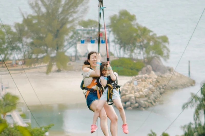 Mega Adventure Singapore: Ultimate Zipline & High Ropes Experience - JTR Holidays - Image 6 of 9
