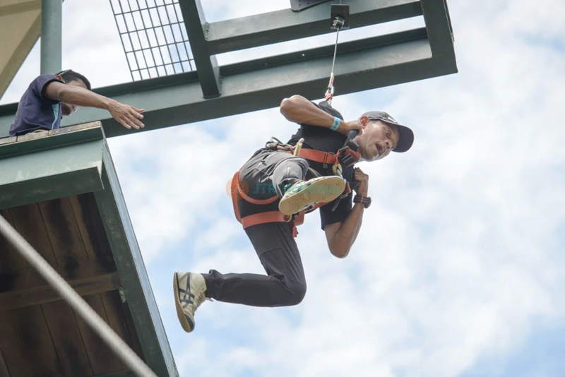 Mega Adventure Singapore: Ultimate Zipline & High Ropes Experience - JTR Holidays - Image 8 of 9