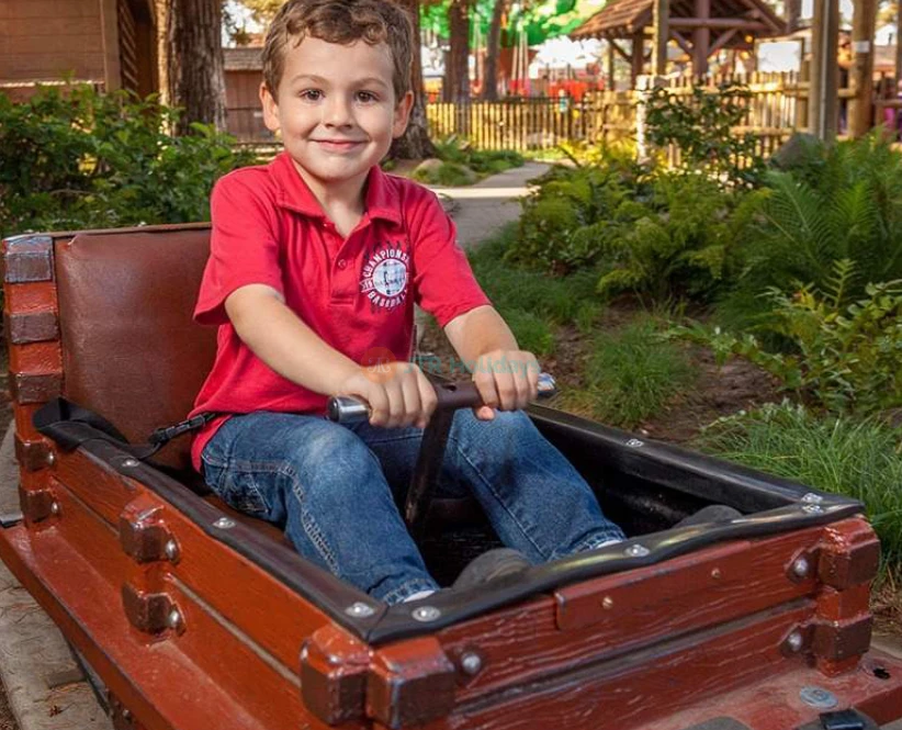 Knott's Berry Farm – Thrilling Rides & Family Fun- JTR Holidays - Image 2 of 5