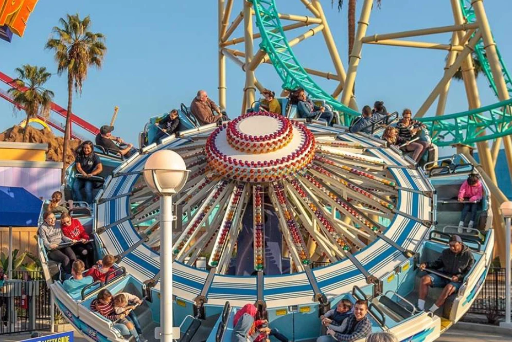 Knott's Berry Farm – Thrilling Rides & Family Fun- JTR Holidays