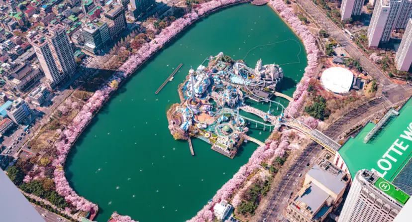 Lotte World Adventure Seoul - Image 1 of 10