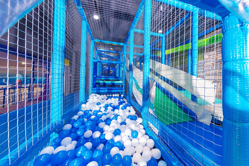 SeaLaLa Wasserpark Seoul - Entdecken Sie den SeaLaLa Wasserpark, das ultimative Indoor-Ziel in Seoul, wo Spaß und Entspannung zusammenkommen. Im SeaLaLa Wasserpark genießen Sie aufregende Wasserattraktionen und das einzigartige Erlebnis eines koreanischen Jjimjilbang. Der SeaLaLa Wasserpark bietet einen perfekten Rückzugsort für Familien und Paare, wobei Sicherheit, Sauberkeit und endloser Spaß garantiert sind. Entspannen Sie in der Sauna, genießen Sie köstliches Essen und schaffen Sie unvergessliche Erinnerungen im SeaLaLa Wasserpark. Machen Sie Ihren Besuch im SeaLaLa Wasserpark zum Highlight Ihrer Reise nach Seoul! SeaLaLa Wasserpark Seoul - Bild 1 von 5