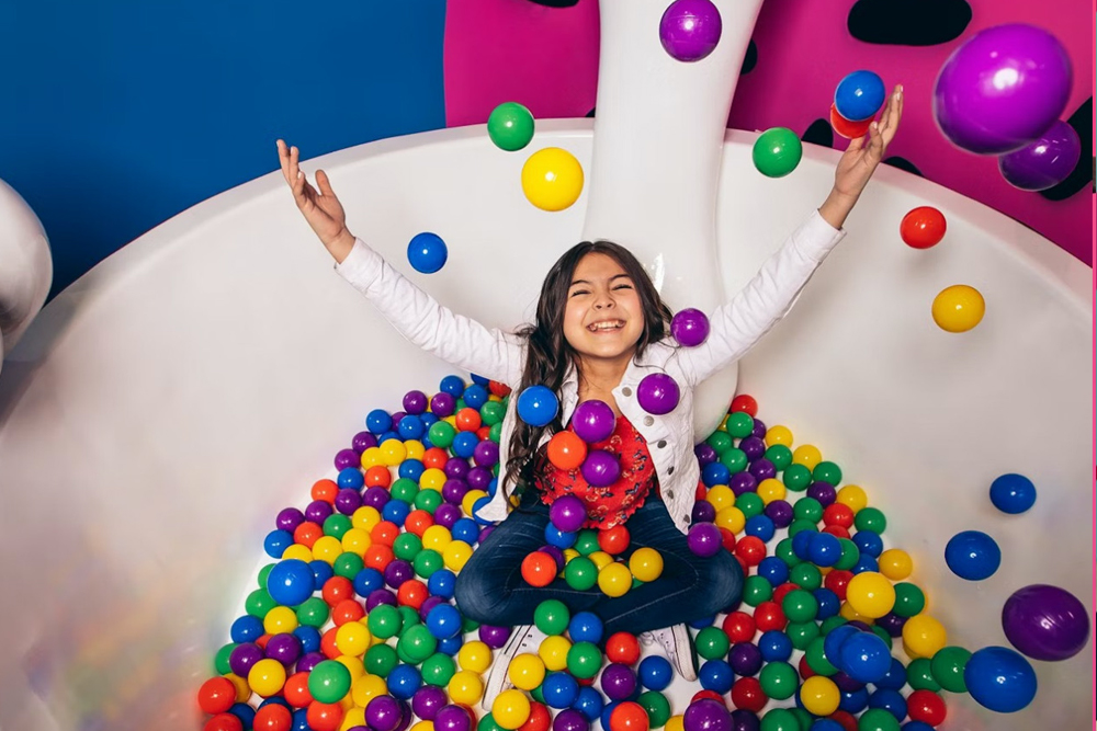 洛杉矶幻觉世界 - Image 6 of 9