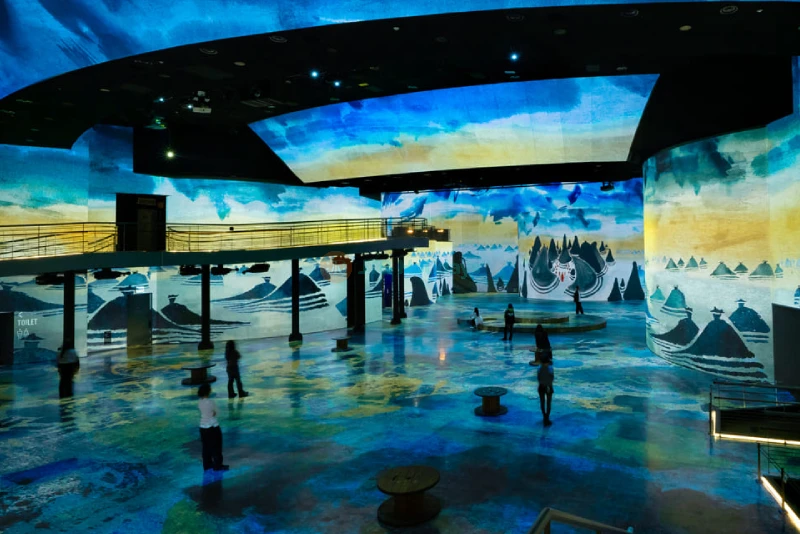 Theatre des Lumieres - Immersive Art and Light Experience in Korea - JTR Holidays - Image 6 of 7