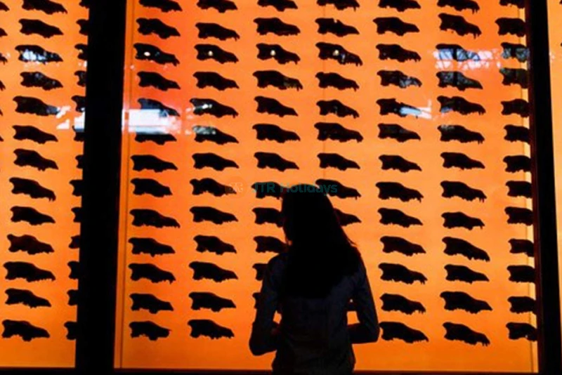 La Brea Tar Pits and Museum - Discover Prehistoric Los Angeles - JTR Holidays