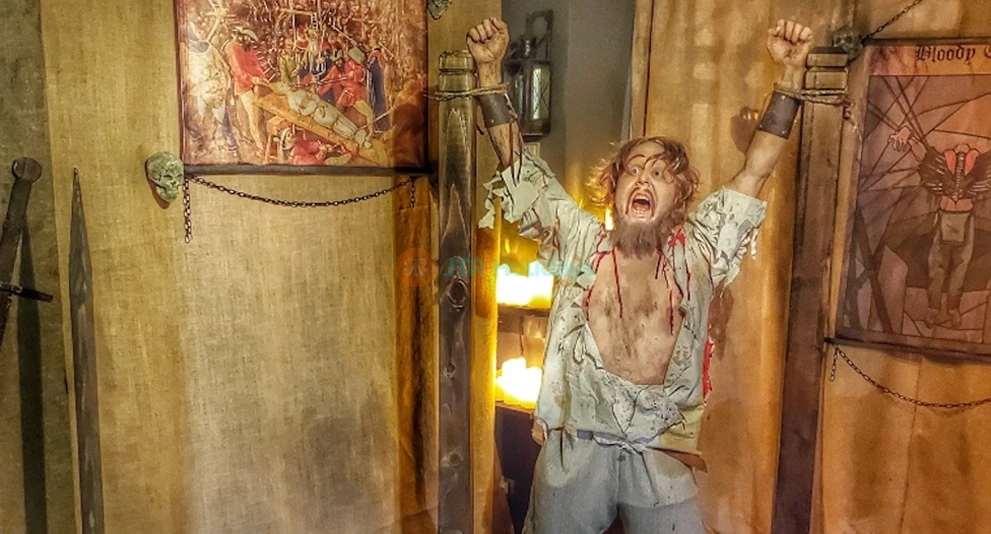 Medieval Torture Museum Los Angeles - Explore History's Darkest Tools - JTR Holidays - Image 1 of 5