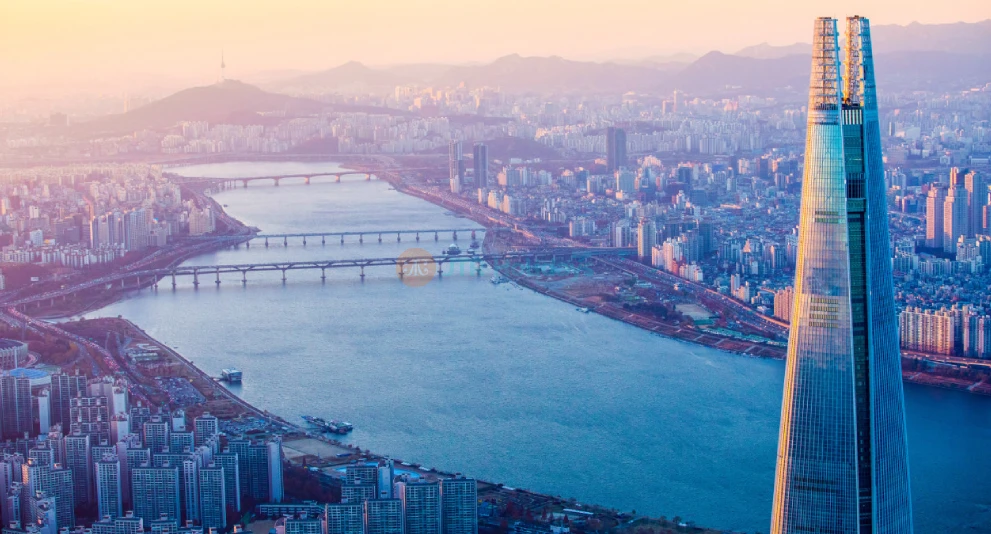 Seoul Sky Observatory - Stunning Views from Lotte World Tower - JTR Holidays - Image 1 of 5