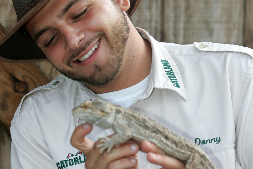 Gatorland Orlando - Discover Gatorland Orlando, a 110-acre theme park and wildlife preserve offering thrilling encounters with alligators, crocodiles, and Florida wildlife. Explore attractions like the White Gator Swamp and Jungle Crocs of the World. Enjoy live shows, interactive experiences, and unforgettable adventures at Gatorland Orlando. Perfect for families and wildlife enthusiasts, Gatorland Orlando promises a day of excitement and discovery. Gatorland Orlando - Image 5 of 5