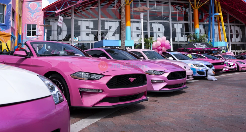 Entrada al Museo del Automóvil de Orlando - Image 1 of 10