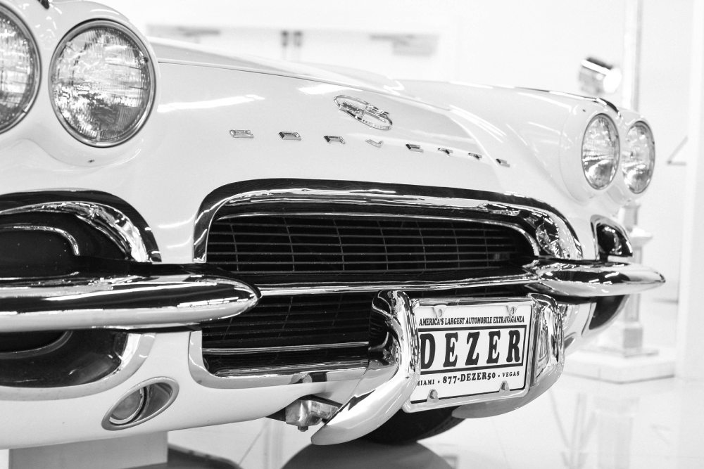 cc - Explore the Orlando Auto Museum, home to over 2,000 vehicles valued at USD 200 million. The Orlando Auto Museum features classic cars, motorcycles, boats, and iconic movie vehicles like the Batmobile and "Greased Lightning." With more than 20 themed rooms, the Orlando Auto Museum offers a unique experience for automotive and movie enthusiasts. Don't miss this incredible collection at the Orlando Auto Museum. cc - Image 3 of 5