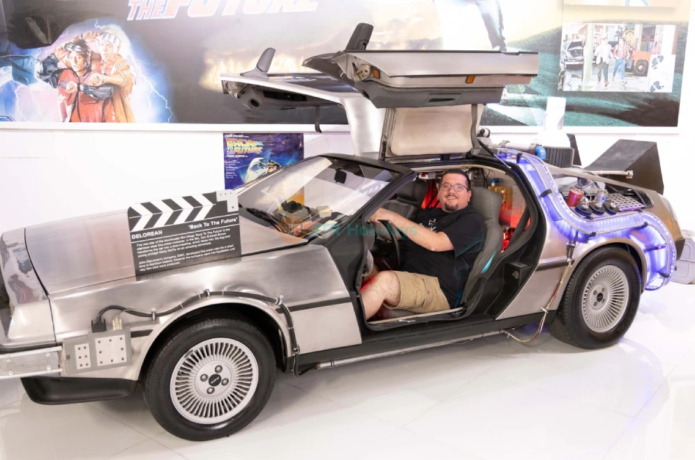 Orlando Auto Museum - Explore 2,000+ Iconic Vehicles and Movie Cars-JTR Holidays