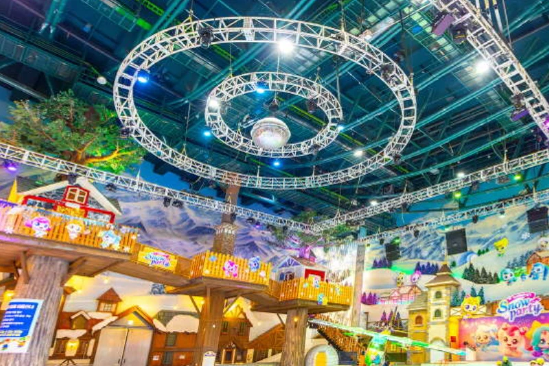 ONEMOUNT Snow Park - Thrilling Snow Fun & Attractions in Gyeonggi-do - JTR Holidays - Image 7 of 9