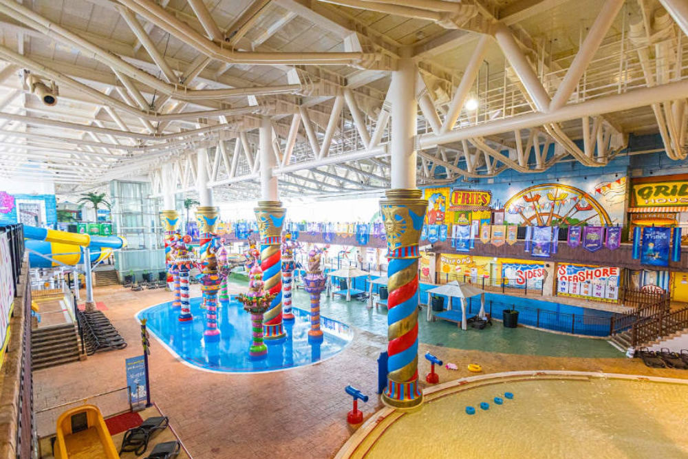 ONEMOUNT Water Park - Image 3 of 5