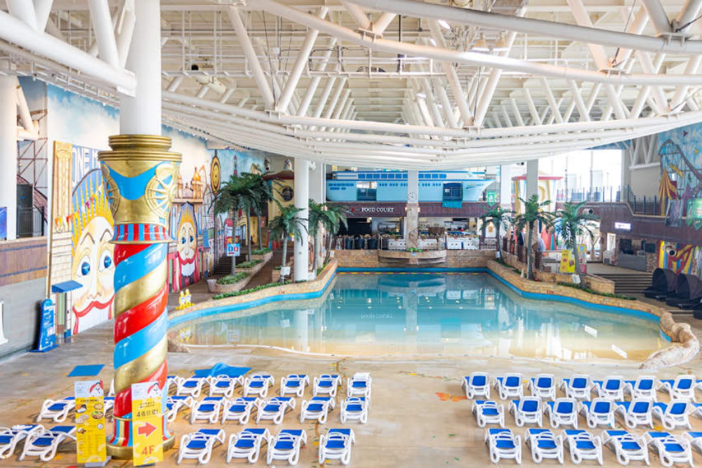 ONEMOUNT Water Park - Image 6 of 9