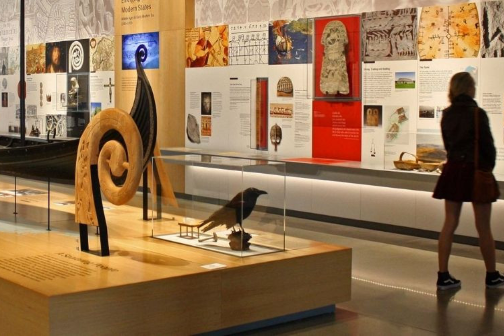 National Nordic Museum Seattle - Discover the National Nordic Museum in Seattle, where Nordic history, art, and culture come to life. Explore 12,000 years of heritage through fascinating exhibits and artifacts. Wander the East Garden, home to North America’s oldest working Finnish sauna. Admire stunning glass bird installations in the light-filled Fjord Hall. Enjoy rotating exhibitions and engaging programs for all ages. A must-visit destination in Seattle’s Ballard neighborhood. National Nordic Museum Seattle - Image 3 of 5