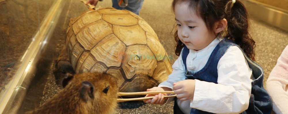 SeenB Indoor Animal Park Gyeonggi - Unique Wildlife & Aqua Garden Experience - JTR Holidays - Image 3 of 5