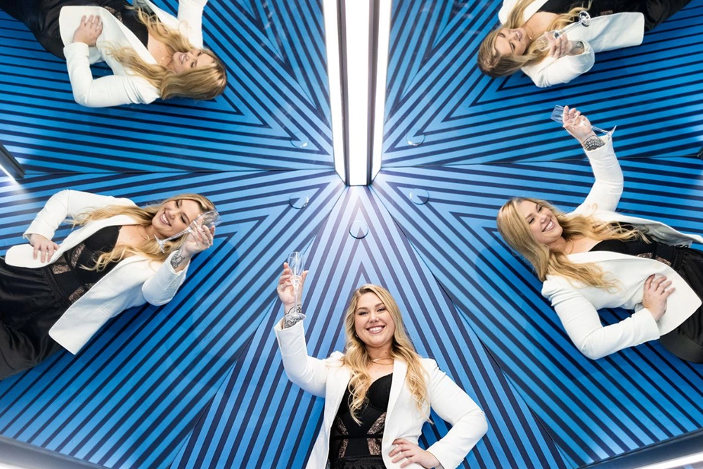 Museum of Illusions Chicago - Image 9 of 9